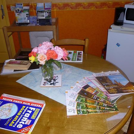 Mailly-Maillet Family Delcour Bed & Breakfast エクステリア 写真