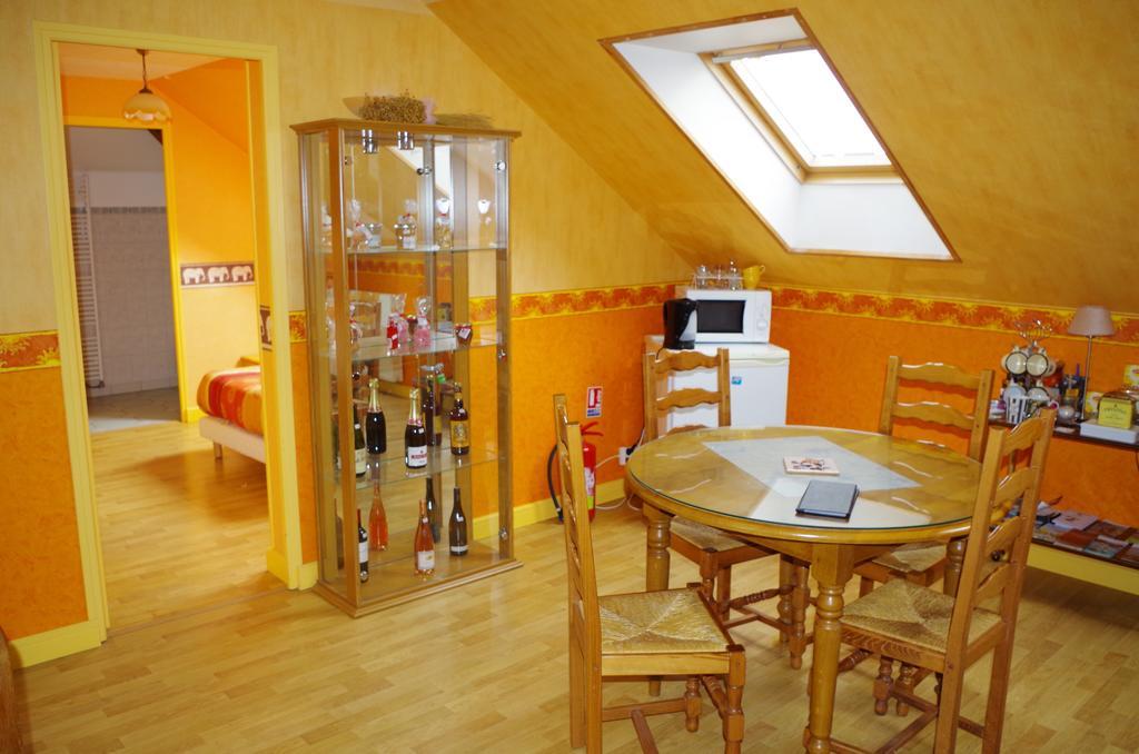 Mailly-Maillet Family Delcour Bed & Breakfast エクステリア 写真