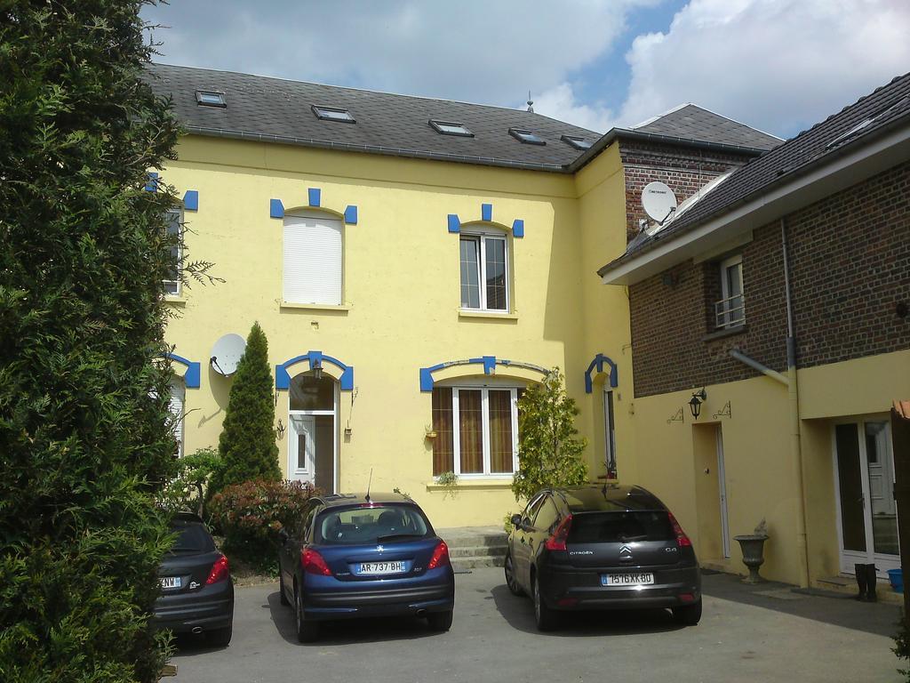 Mailly-Maillet Family Delcour Bed & Breakfast エクステリア 写真